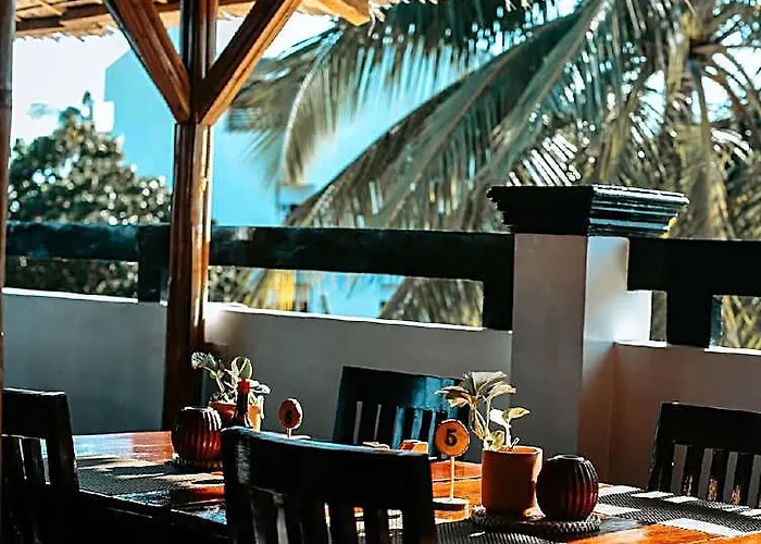 Hotell Everyday Sunday Cafe Santa Fe (Cebu)
